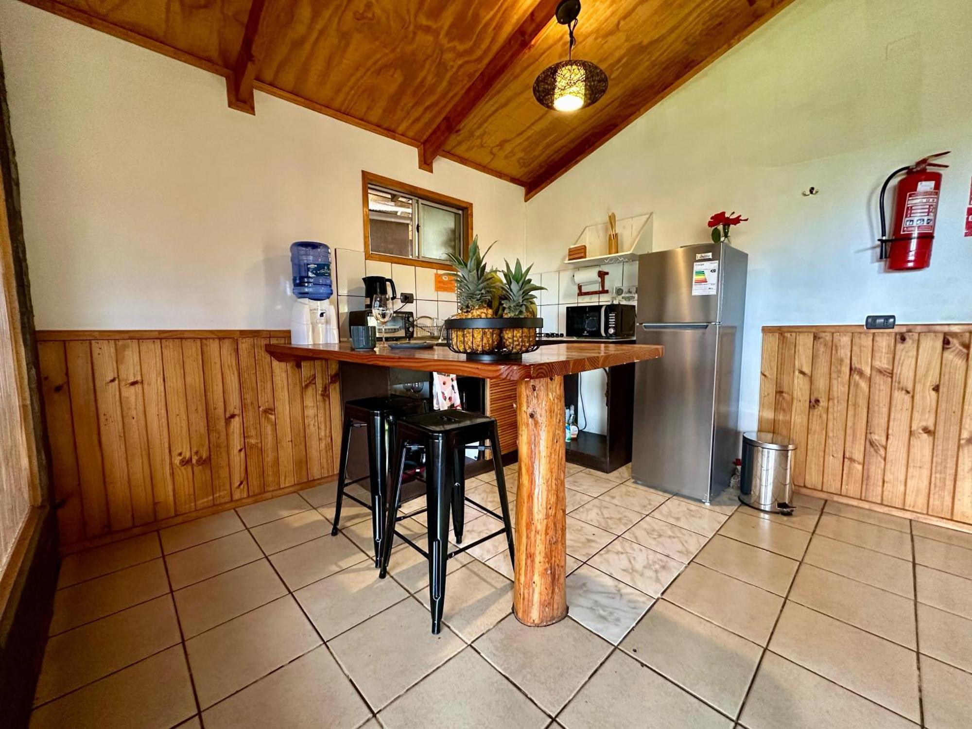 Paraiso Sunset Bungalows Hanga Roa Ngoại thất bức ảnh